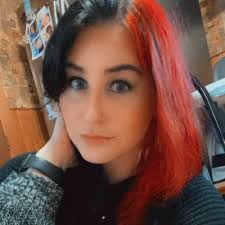 Amber Ireland (@BaddWolff90)