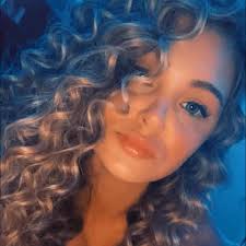 Ariel Lynn (@Arielbbyx) • Facebook