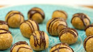 Kein Backen Super Rezept Fur Chia Kokos Vanille Raw Bites Rezepte Essen Und Trinken Essen