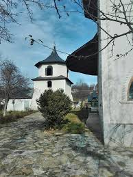Biserica Adormirea Maicii Domnului Comanesti Jud Suceava Romania In 2020 Romania Photo Suceava