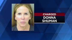 Donna Shuman's Instagram, Twitter & Facebook