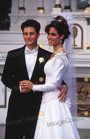 Submitted 3 years ago by redzit69. Pin By Mavis Sullivan On Celebrities Wedding Celebrity Wedding Photos Celebrity Bride Celebrity Wedding Dresses