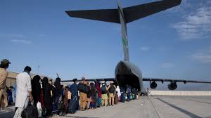 Embassy in kabul says the blast took place at the abbey gate of the airport. Ur Cknperxrorm
