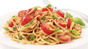 Linguines Sauce Aux Tomates Fraiches Recipe Fresh Tomato Sauce Tomato Sauce How To Cook Pasta