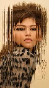 Learn this Glass effect in Photoshop