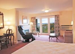Parmi les attractions à proximité, il y a land bridge to bar. Bluenose Inn Suites Bar Harbor Hotel Bluenose Inn