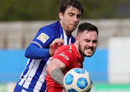 LEADERS BOTH STUMBLE AS CHAMPIONSHIP ROLLS ON