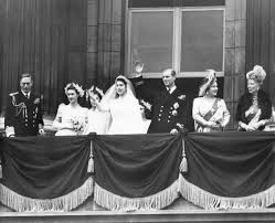 Prinţul philip al greciei şi danemarcei a fost unicul fiu al prinţului andrew al greciei, fratele mai mic al regelui constantin al greciei, şi al prinţesei alice de. Regina Elisabeta Si PrinÅ£ul Philip SÄƒrbÄƒtoresc 73 De Ani De CÄƒsnicie Imagini De La NuntÄƒ Galerie Foto Stirileprotv Ro