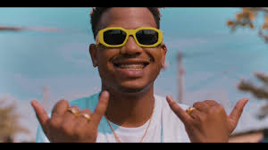 Khawsy is at it again with yet another irreplaceable banger hit track which have. Scro Q Cuia Feat Neru Americano O Pintin Youtube