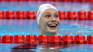 Penny oleksiak and kayla sanchez of toronto, margaret mac neil of london, ont., and rebecca smith of red deer, alta., finished in a time of three minutes 32.78 seconds as canada picked up a medal. Penny Oleksiak Gets Shoutout From Drake On Instagram Sportsnet Ca