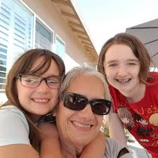 Fast growing flowering perennial climbing vines for zone 9