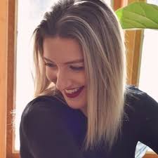 Nicole Royle's Instagram, Twitter & Facebook