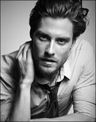 Black And White Headshots Men 1000 Ideas About Mens Headshots On Pinterest Corporate Headshots Business Portrait And Head Shots Photography Poses For Men Headshot Poses Poses For Men