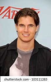 Robbie Amell: Over 131 Royalty-Free Licensable Stock Photos