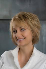 Donna Bard's Instagram, Twitter & Facebook