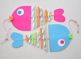 Poisson D Avril Pailles En 2020 Activite Poisson D Avril Craft Poisson Colore