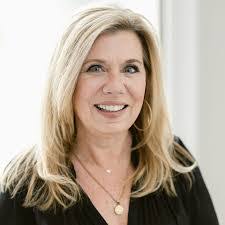 Sheila Hallmark's Instagram, Twitter & Facebook