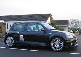 2005 Renault Clio Renaultsport V6 255 Black Gold By Steve Coulter Performance Cars Renault Clio Clio Sport Performance Cars