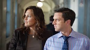 Law & Order: SVU' Video: Ethan Cutkosky Returns, Rollins and Carisi Are in Danger
