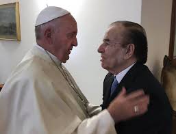 Political leader twice elected president of argentina 2, carlos menem's terms in office represented a rare period of political stability in the country. El Papa Francisco Recibe Por Una Hora Al Polemico Expresidente Carlos Menem Argentina El Pais