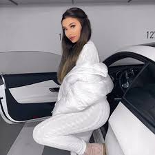 Madeline Mercedes Madelinemercedes Instagram Fotos Und Videos Outfits Style Lady