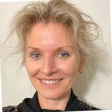 Marisa Devlin's Instagram, Twitter & Facebook