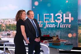 Le tendre message reçu de la part de julian bugier. Premier 13 Heures De Marie Sophie Lacarrau Les Mots D Encouragement De Jean Pierre Pernaut