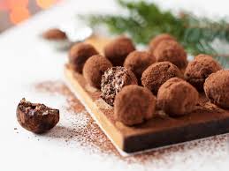 Truffes Au Chocolat Sans Beurre Recette Truffes Au Chocolat Truffe Recette Recette Truffe Chocolat