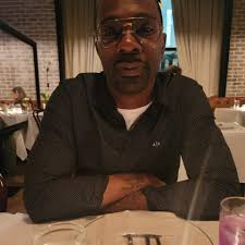 Where are the ground straps located