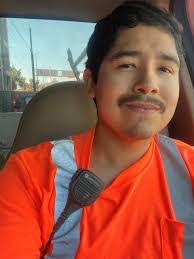 Juan Bretado's Instagram, Twitter & Facebook