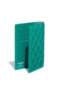 Porte Passeport Classique Agneau Metal Dore Turquoise Chanel Chanel French Wallet Wallet