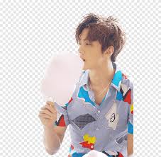 You're irene from red velvet! Ceci Sehun Irene 6p Exo Sehun Holding Cotton Candy Beside Woman Png Pngegg