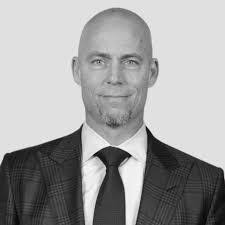 Taylor Cohen's Instagram, Twitter & Facebook