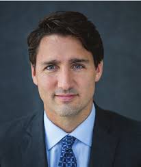 PRESENT the PAST the FUTURE the Embracing Envisioning Reflecting on