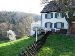 Die 138 komplett renovierten zimmer sind geräumig und technisch auf dem neuesten stand. Haus Zum Verkauf 79219 Staufen Staufen Im Breisgau Mapio Net