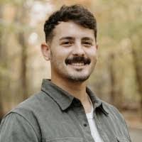 Tyler Conover's Instagram, Twitter & Facebook