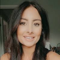 Brooke Barr's Instagram, Twitter & Facebook