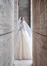 His main workshop is in lebanon, with additional workshops in milan and paris. Vestidos De Novia De Elie Saab Bodas Net