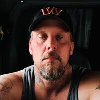 Derek Lymer's Instagram, Twitter & Facebook