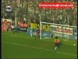 Y hoy estuvo en el banco para dirigir a independiente. Cuando Maradona Se Encontro Con Independiente Todas Las Noticias De Independiente Infiernorojo Com