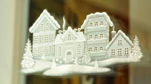 So kannst du deine eigenen weihnachten fensterbilder basteln: Fensterbilder Basteln Grosser Spass Fur Die Kleinen Brigitte De