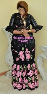 Pin By Sire On Robe African Fashion Skirts African Fashion Dresses African Maxi Dresses
