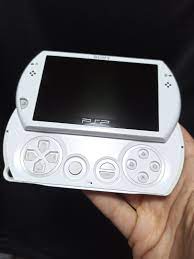 Wololo On Twitter: "So, My Kids Were Playing Astro's Playroom Yesterday,  And When They Unlocked The Psp Go, I Told Them "We Have This Thing At Home,  Let Me Fetch It". I