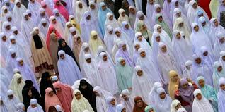 Arsip fatwa, kejiwaan dan sosial. Bolehkah Sholat Dengan Pakaian Transparan Dream Co Id