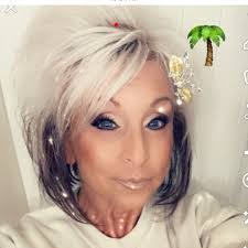 Helena Benson's Instagram, Twitter & Facebook