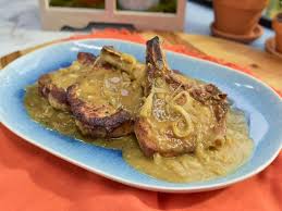 Smothered Pork Chops Recipe Smothered Pork Chops Recipe Smothered Pork Chops Food Network Recipes