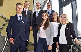 Die neuerung heißt vr securego plus app und ist im apple app store bzw. Unsere Ausbildung Volksbank Raiffeisenbank Furstenfeldbruck Eg