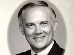 Eric Hoggatt's Instagram, Twitter & Facebook