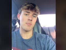 Rompió una regla en su lugar de trabajo para cumplir el deseo de un niño:  "Se puso feliz"