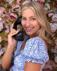 Nicole Clair (@nicoleclairrr) • Instagram photos and videos